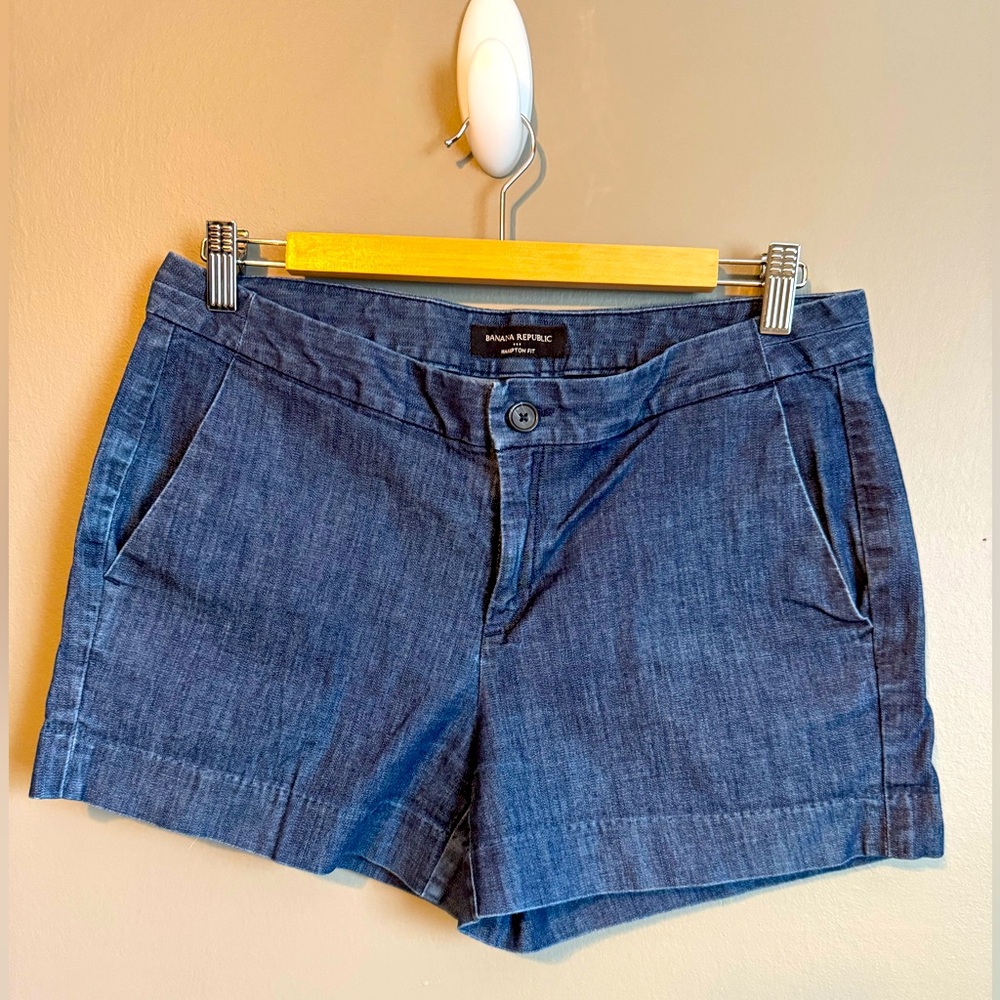 Banana Republic Hampton Fit Short Sz. 6